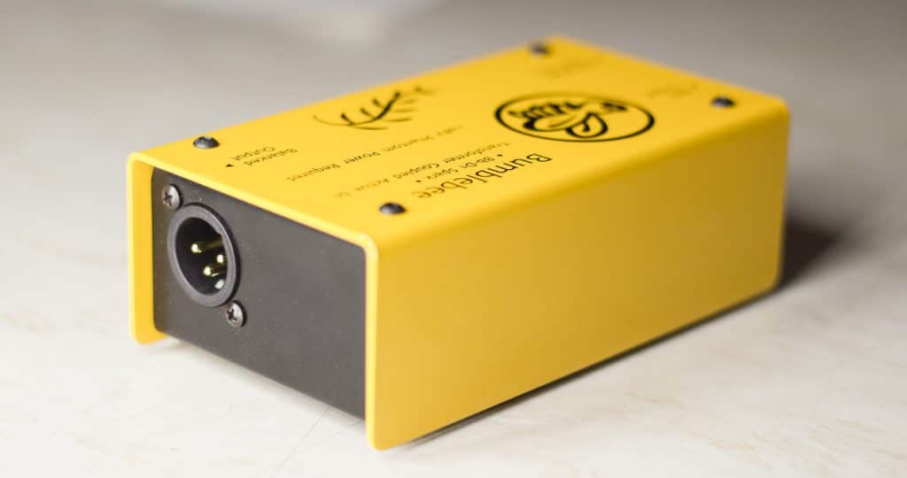 Bumblebee Active DI Box Back with Balanced XLR Out Bumblebee Active DI Box Back with Balanced XLR Out